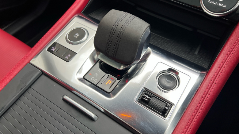 Jaguar F-Pace 2.0 D200 R-Dynamic HSE 5dr Auto AWD Diesel Estate